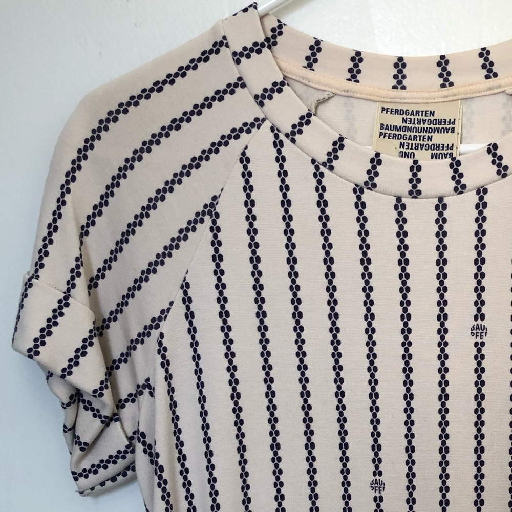 baum und pferdgarten striped printed tee